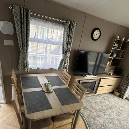 8 Guests - Pets Accepted - Seaglass Cayton Bay Holiday home *